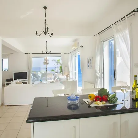 Villa Mimoza Seafront *