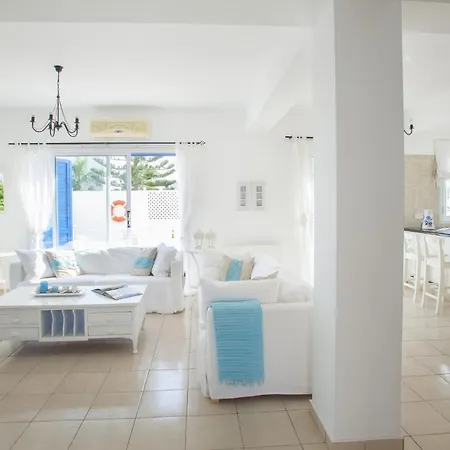Mimoza Seafront * Protaras