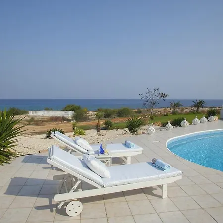 Villa Mimoza Seafront Protaras