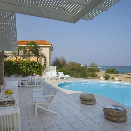 Villa Mimoza Seafront *