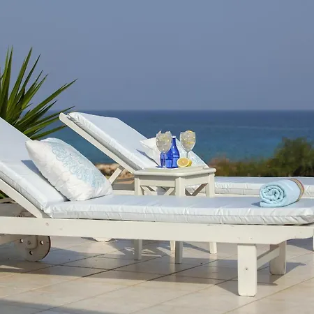 Villa Mimoza Seafront Protaras